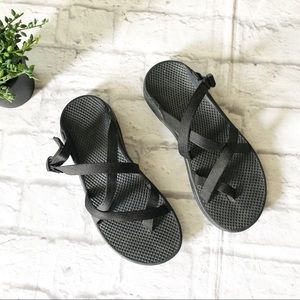 Chacos womens tegu hiking sandals size 9